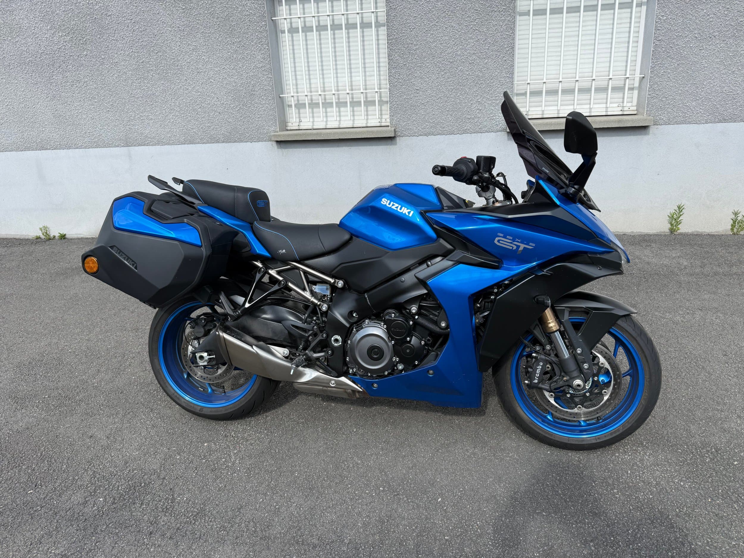 Suzuki GSX-S 1000 GT 2024 d'occasion — L'Atelier des Motards, Villefranche-sur-Saône — vue 2