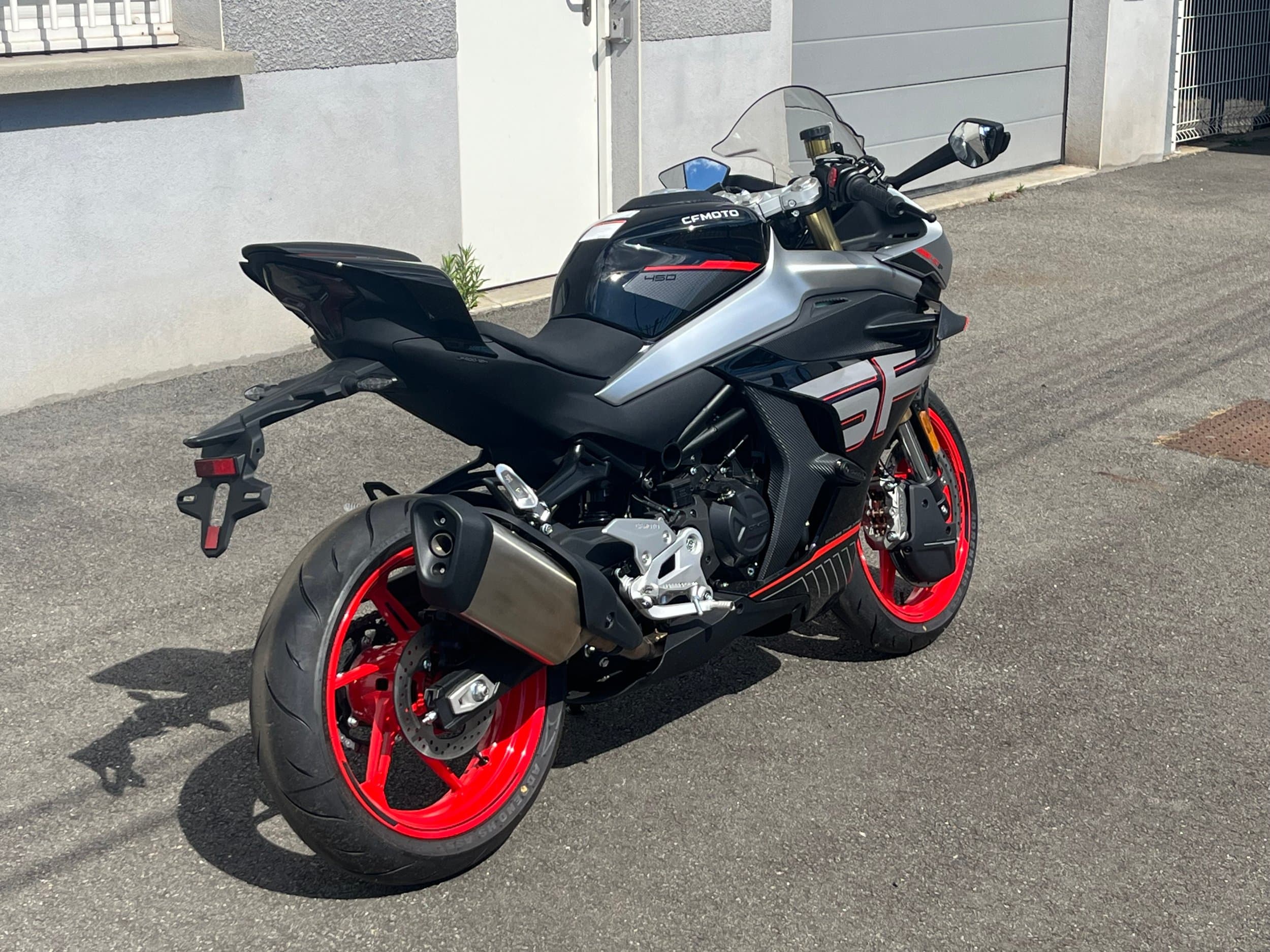 CFMOTO 450 SR 2026 neuve — L'Atelier des Motards, Villefranche-sur-Saône — vue 3
