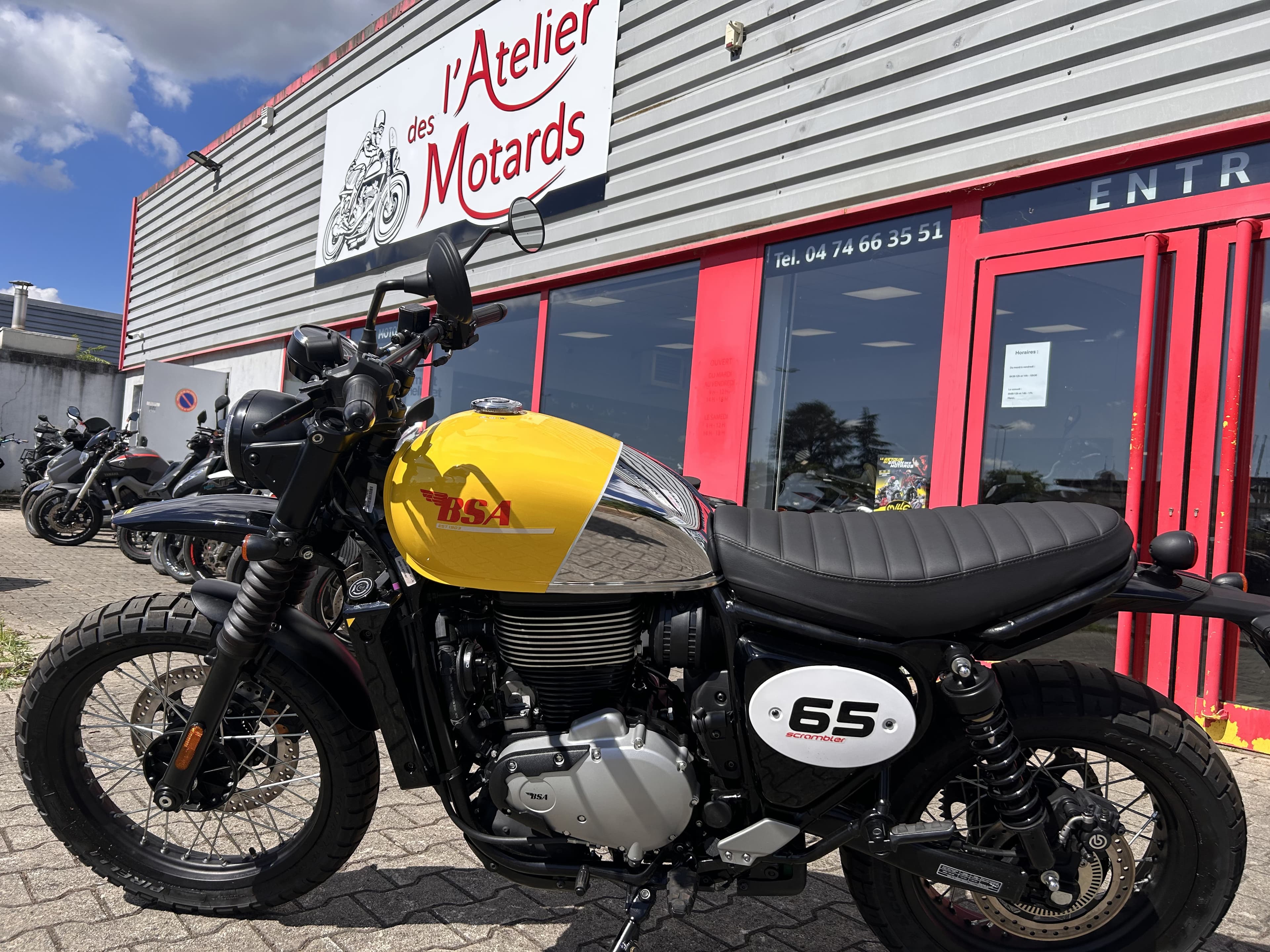BSA 😉 BSA 650 SCRAMBLER – ÉTAT NEUVE/ GARANTIE 3 ANS/ FAIBLE KM 1 KM 😉 2026 neuve — L'Atelier des Motards, Villefranche