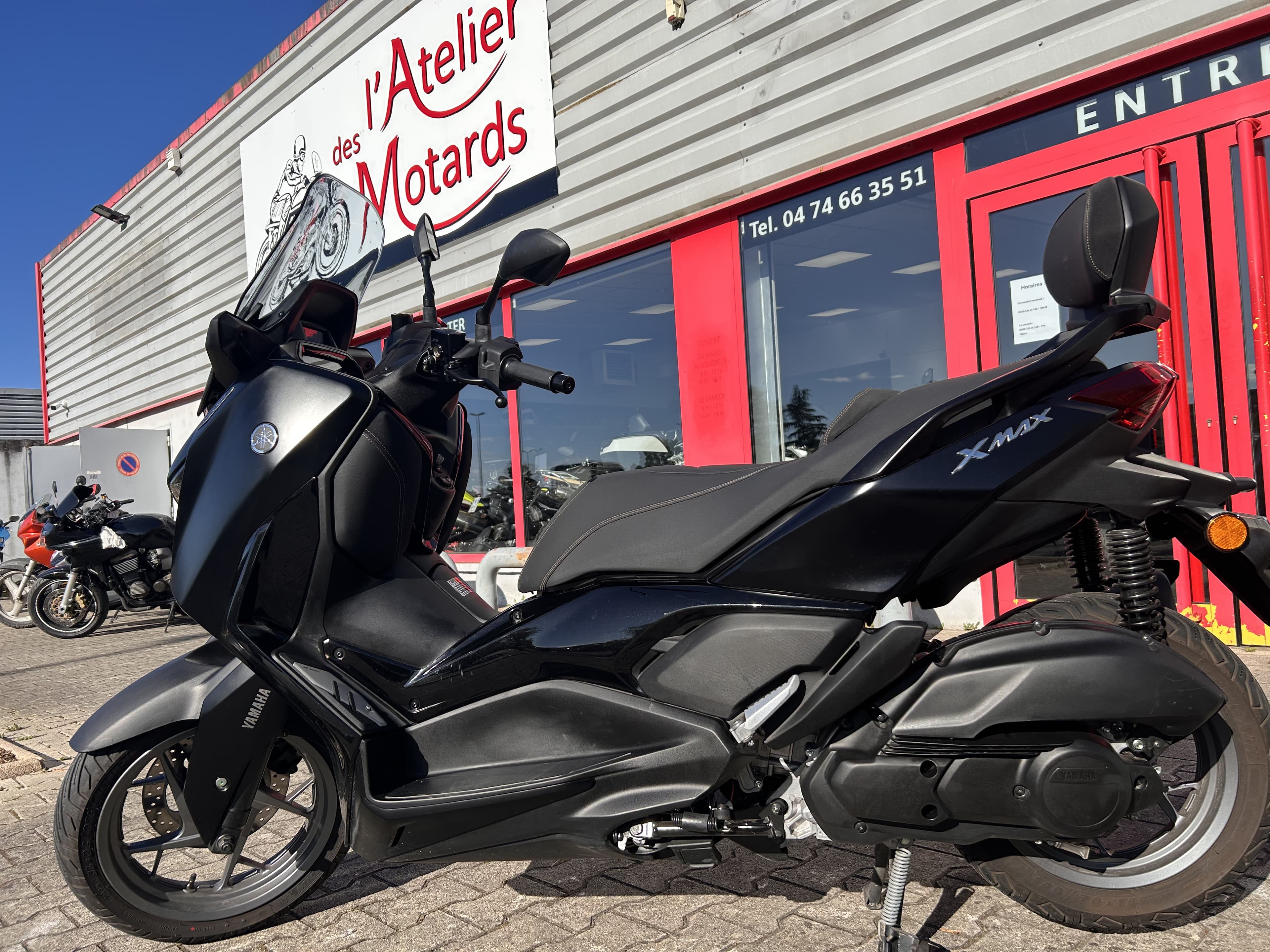 Yamaha 😉 yamaha-125 tech max x max -tres bon état - garantie - faible km 4163 kms 😉 2026 d'occasion — L'Atelier des Motards, Villefranche