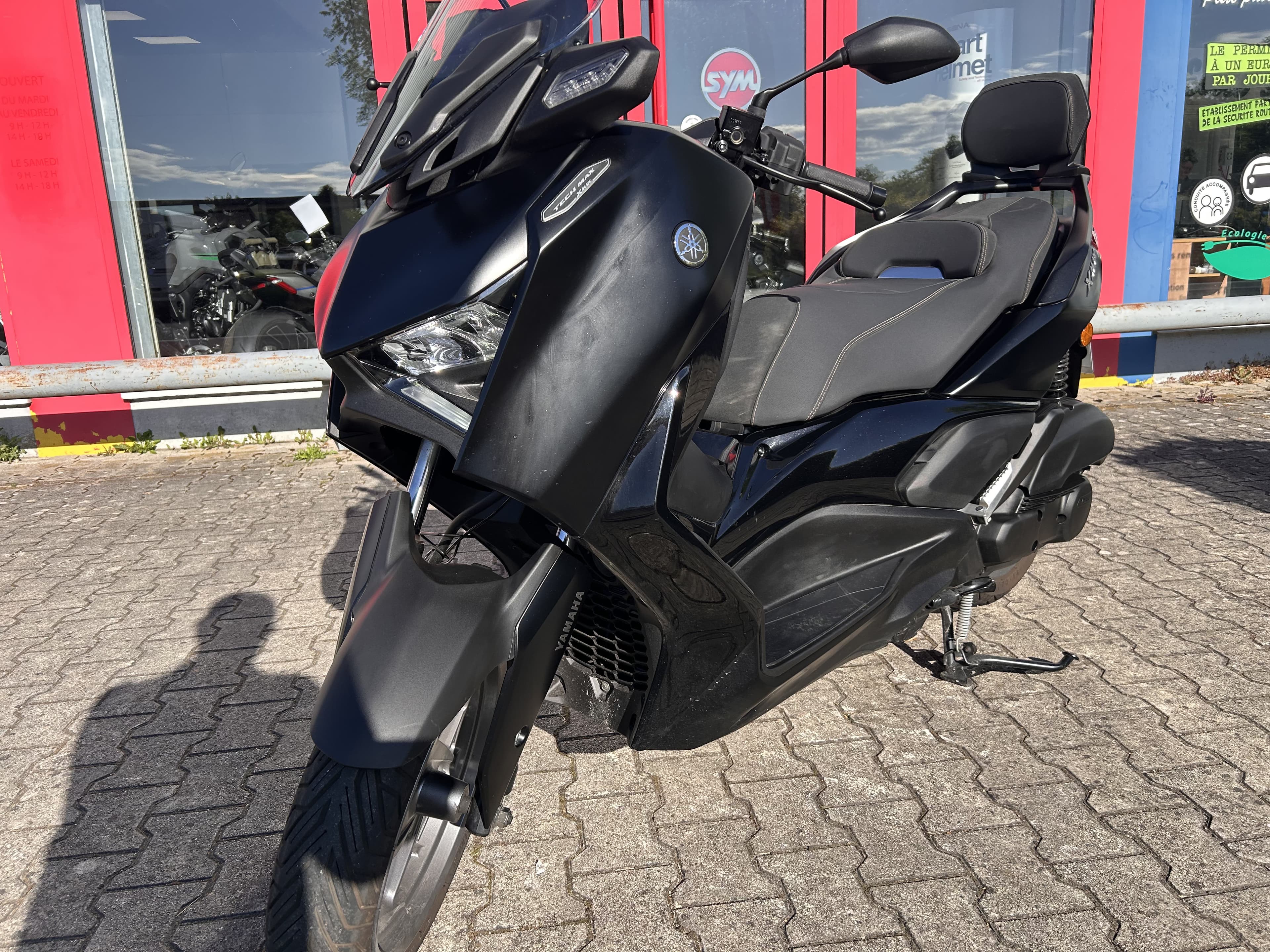 Yamaha 😉 yamaha-125 tech max x max -tres bon état - garantie - faible km 4163 kms 😉 2026 d'occasion — L'Atelier des Motards, Belleville-en-Beaujolais — vue 3