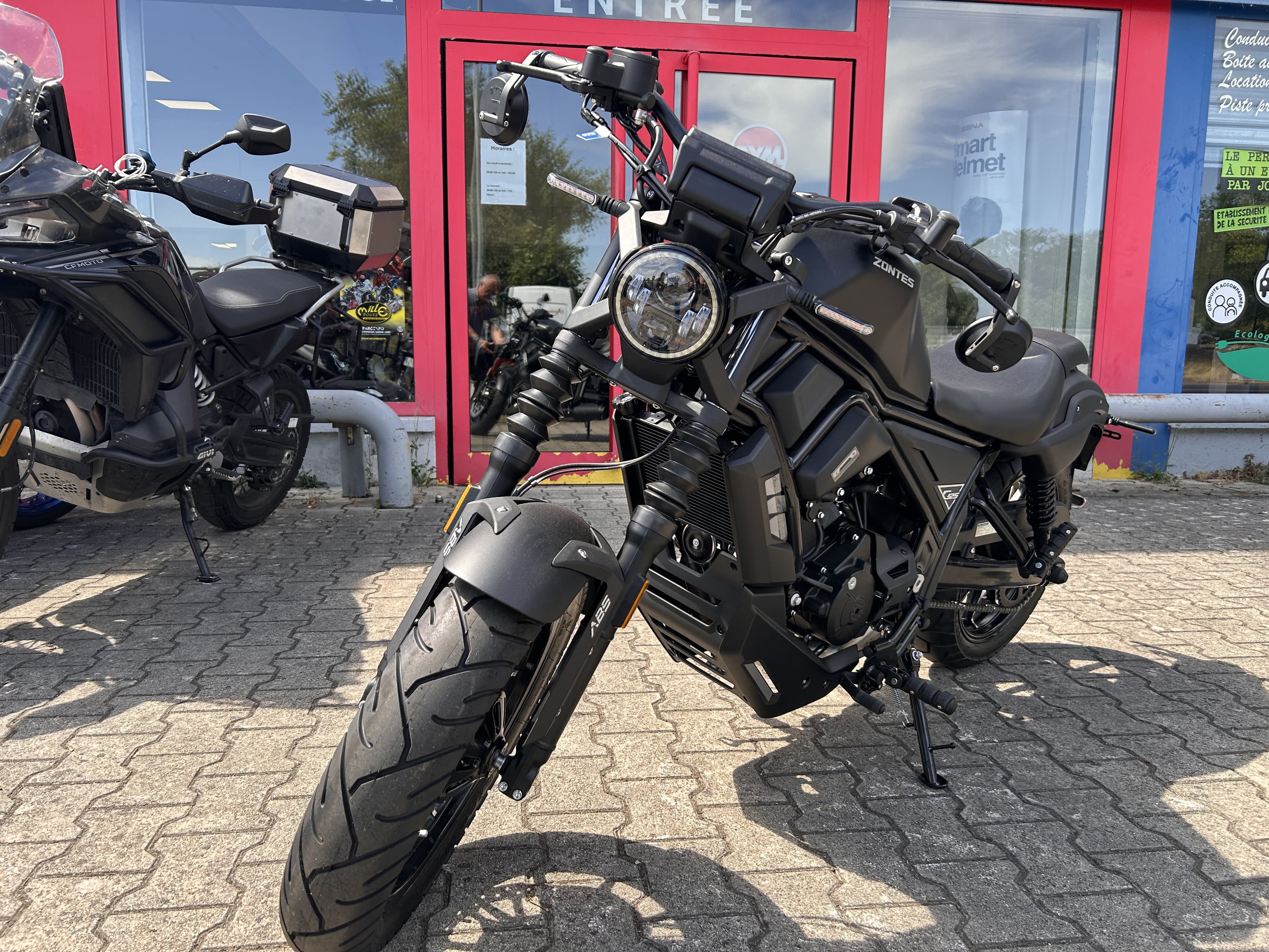 Zontes 😉 ZONTES 125 C CRUISER 2026 – OFFRE PROMO EXCEPTIONNELLE 😉 2026 neuve — L'Atelier des Motards, Belleville-en-Beaujolais — vue 4