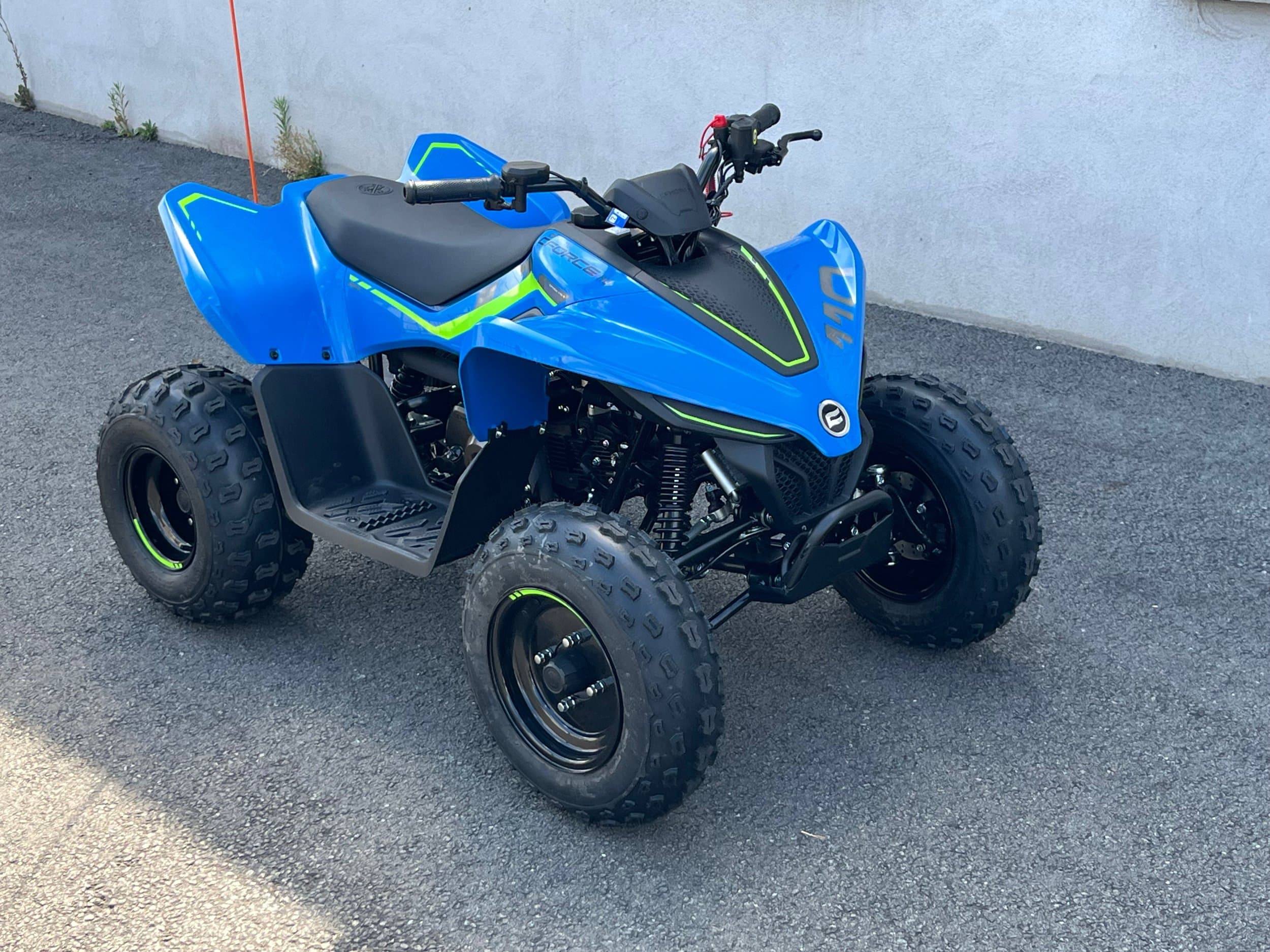 CFMOTO Cforce 2026 neuve — L'Atelier des Motards, Villefranche