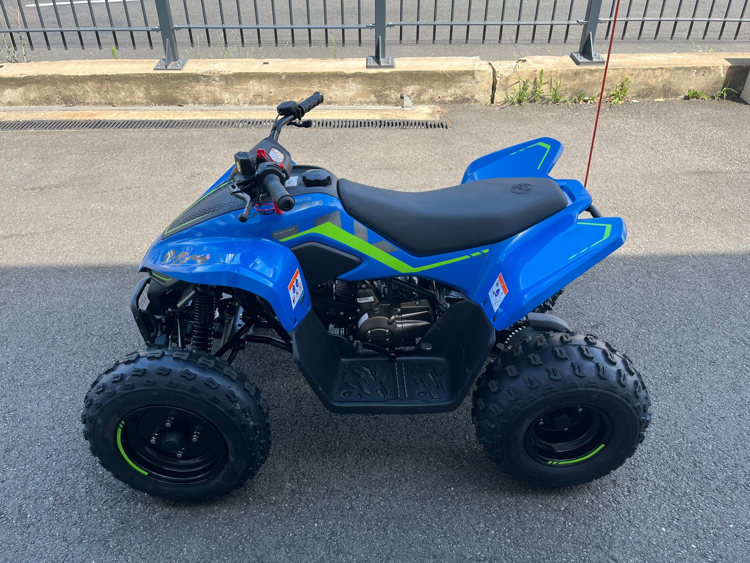CFMOTO Cforce 2026 neuve — L'Atelier des Motards, Villefranche-sur-Saône — vue 4