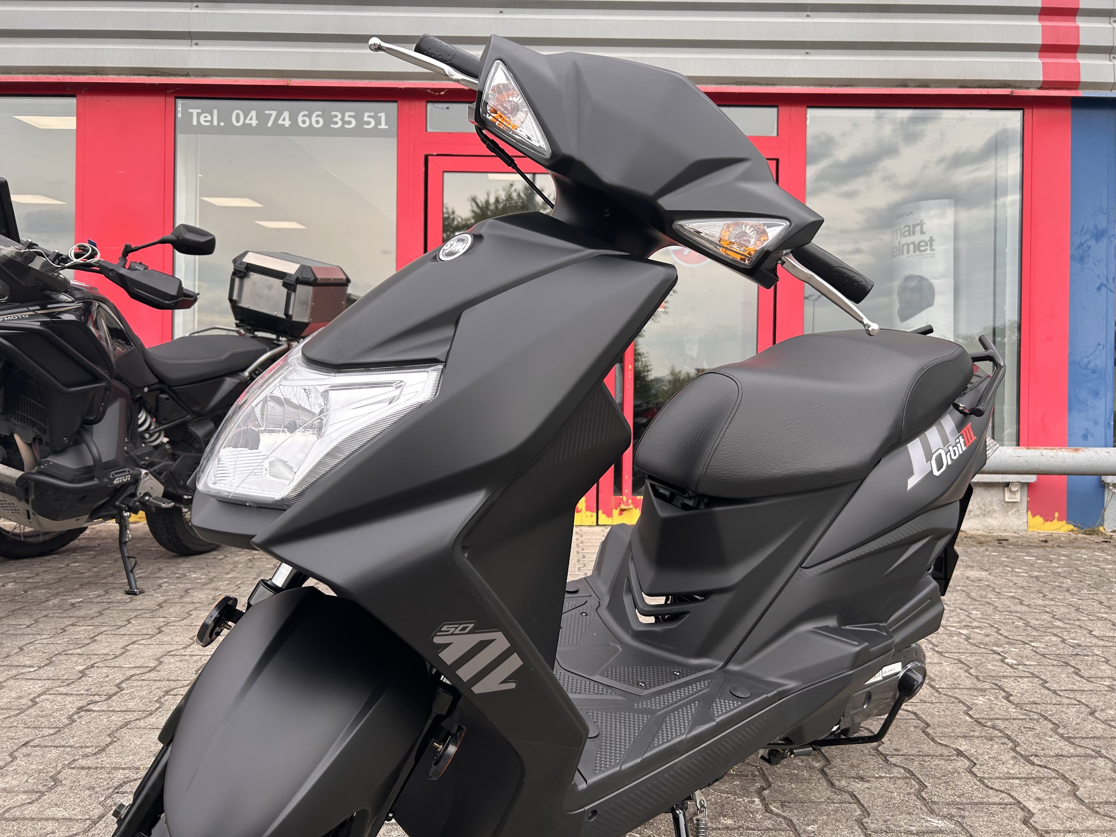 SYM đ ORBIT III 2026 â NEUF â GARANTIE 3 ANS â 1 KM đ 2026 neuve â L'Atelier des Motards, Belleville-en-Beaujolais â vue 3