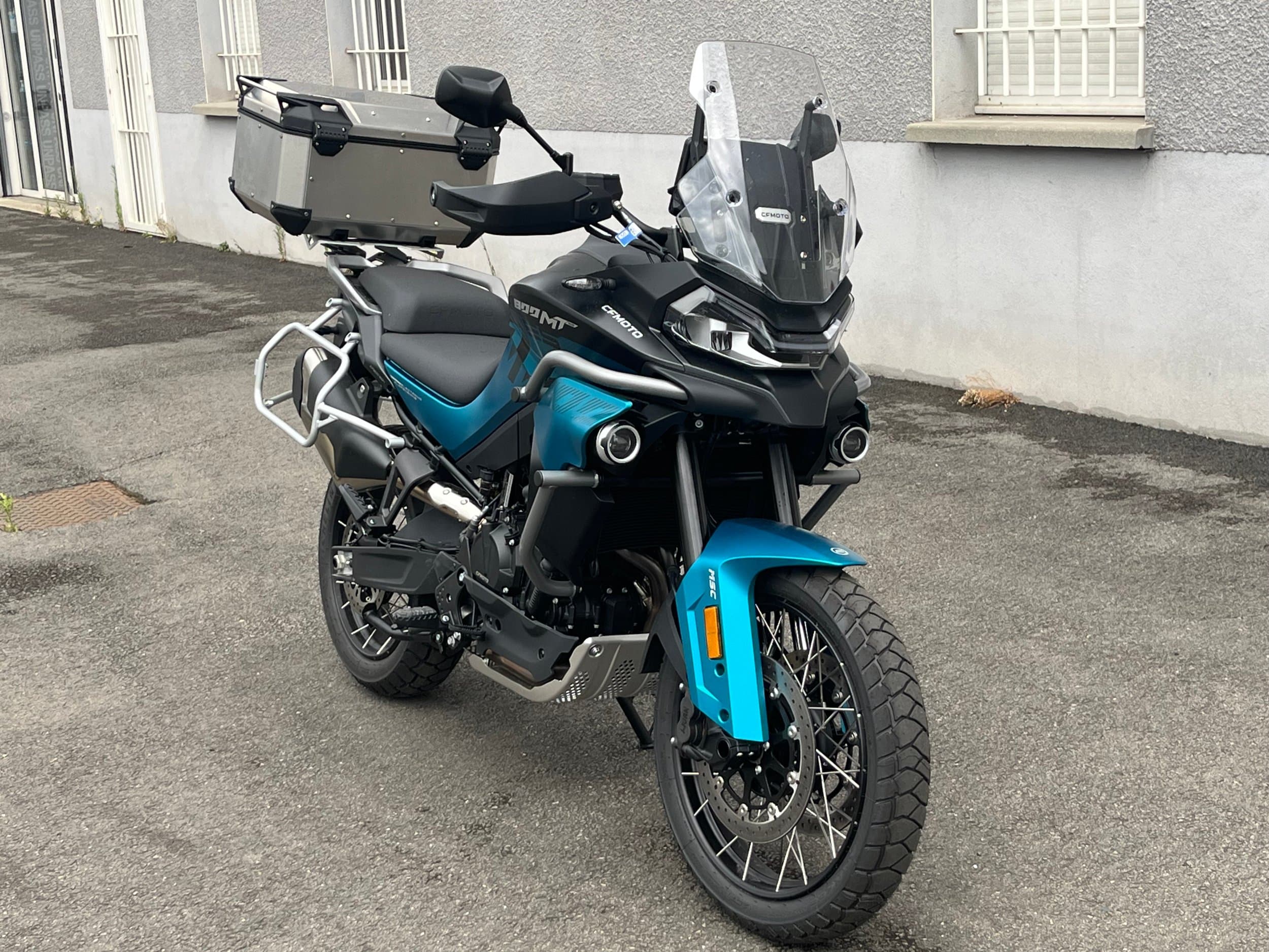 CFMOTO 800 MT-ES 2026 neuve — L'Atelier des Motards, Villefranche