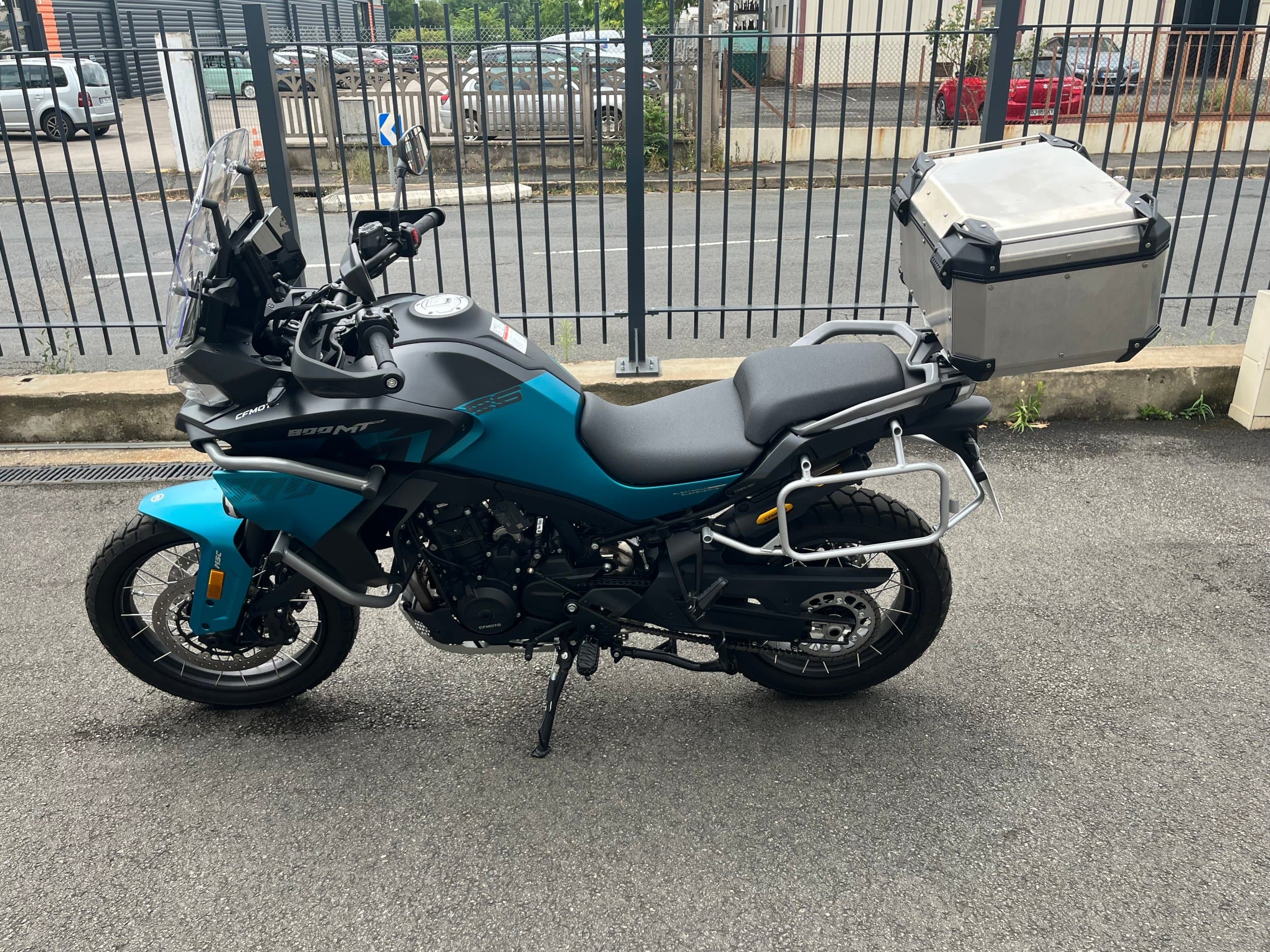 CFMOTO 800 MT-ES 2026 neuve — L'Atelier des Motards, Villefranche-sur-Saône — vue 4