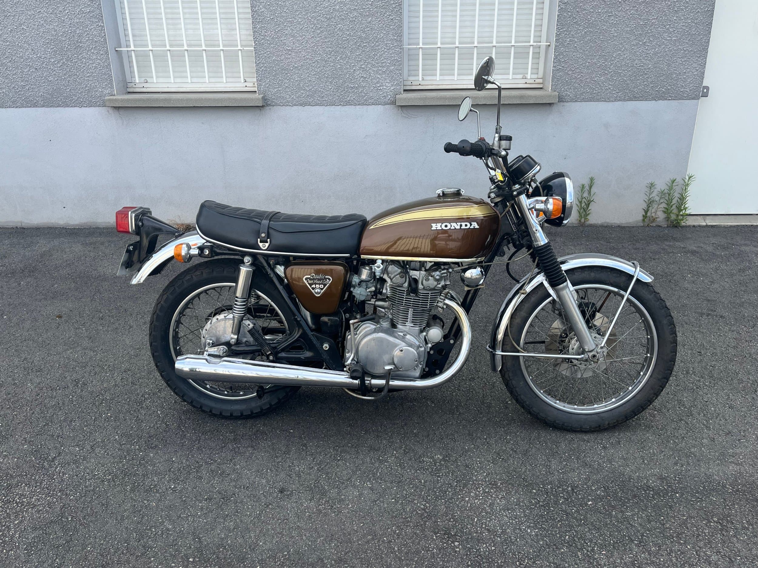 Honda CB 450 1972 d'occasion — L'Atelier des Motards, Villefranche-sur-Saône — vue 2