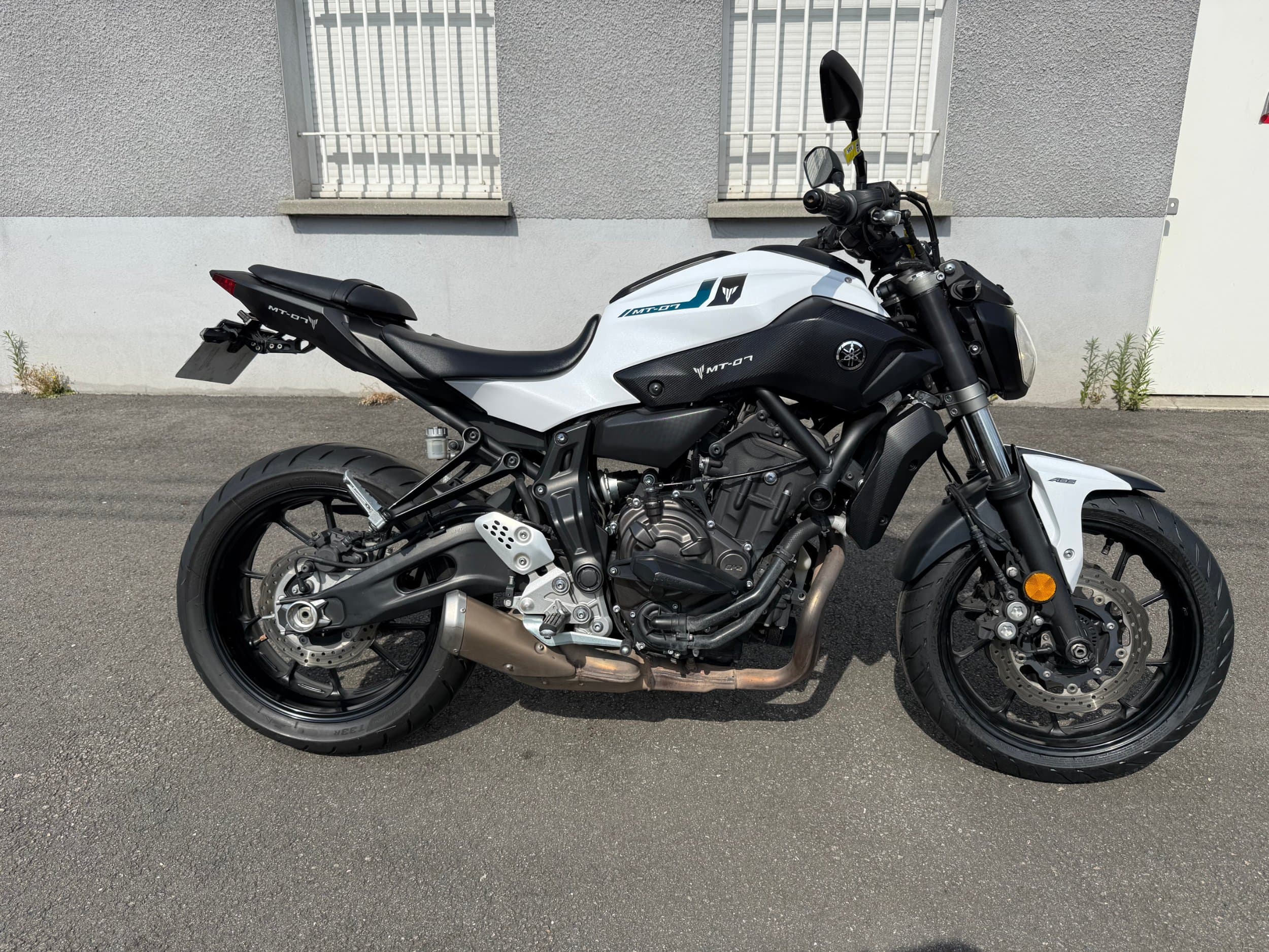 Yamaha MT-07 2017 d'occasion — L'Atelier des Motards, Villefranche-sur-Saône — vue 2