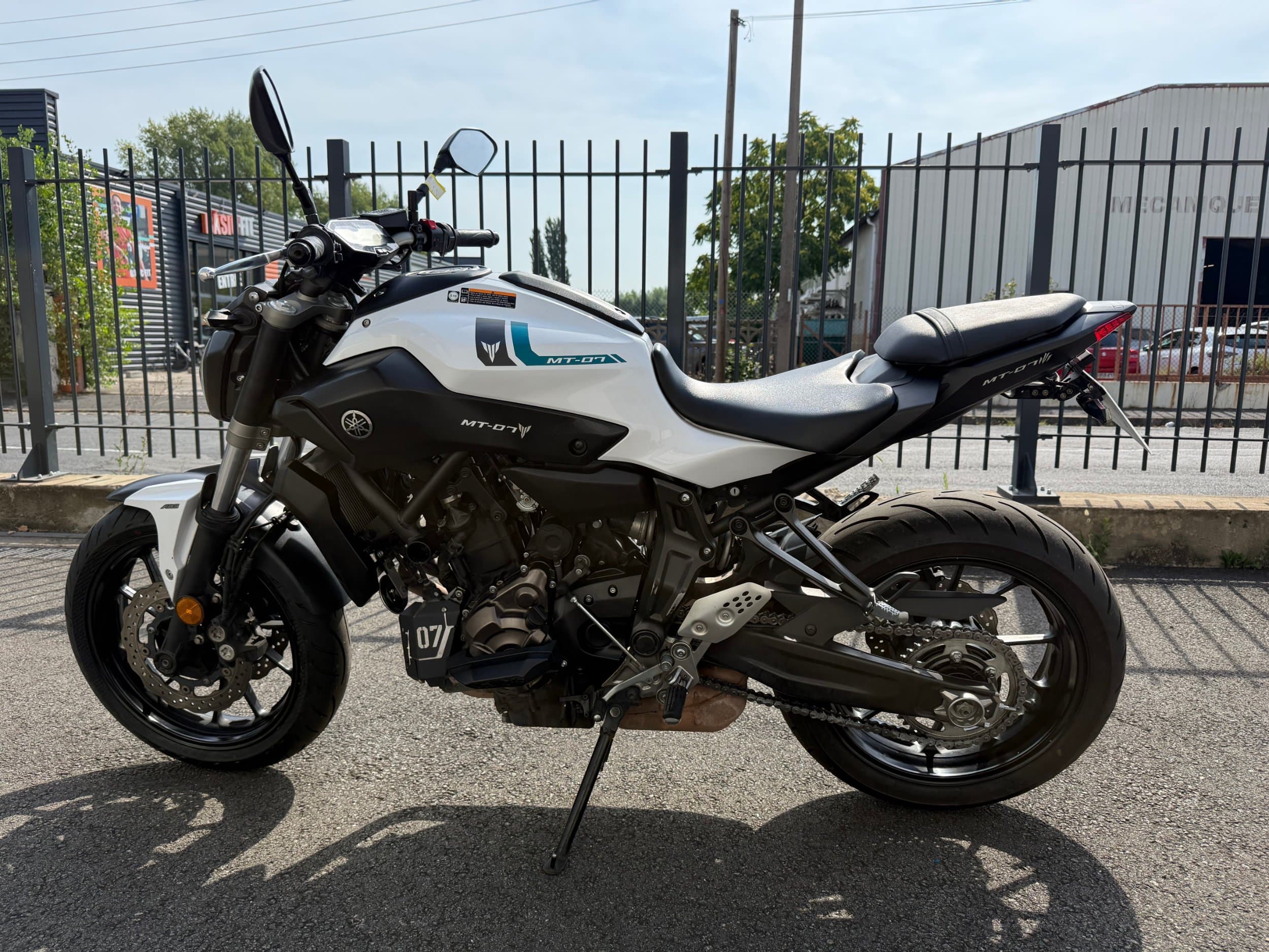Yamaha MT-07 2017 d'occasion — L'Atelier des Motards, Villefranche-sur-Saône — vue 4
