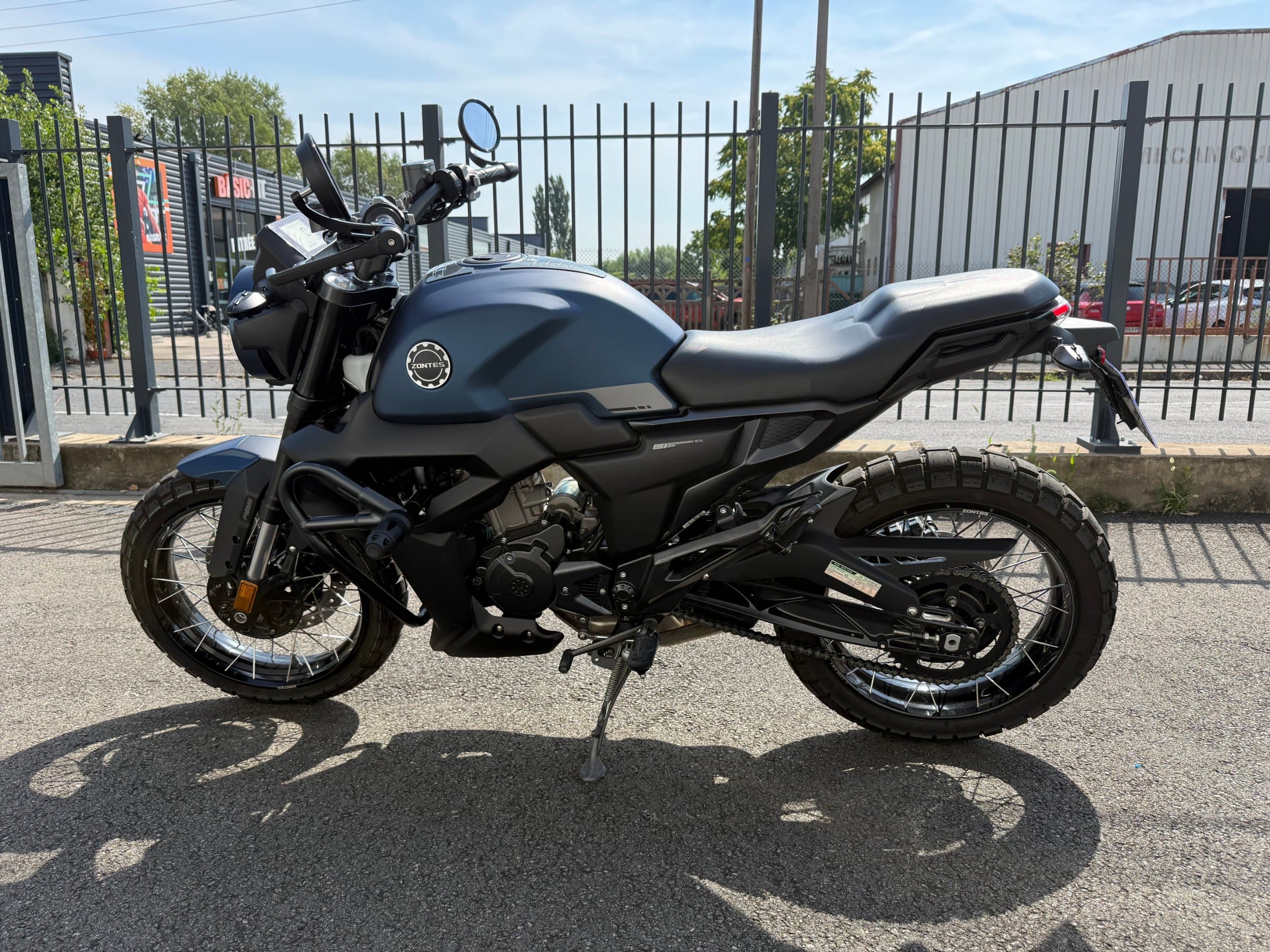 Zontes 125 Scrambler 2024 d'occasion — L'Atelier des Motards, Villefranche-sur-Saône — vue 4