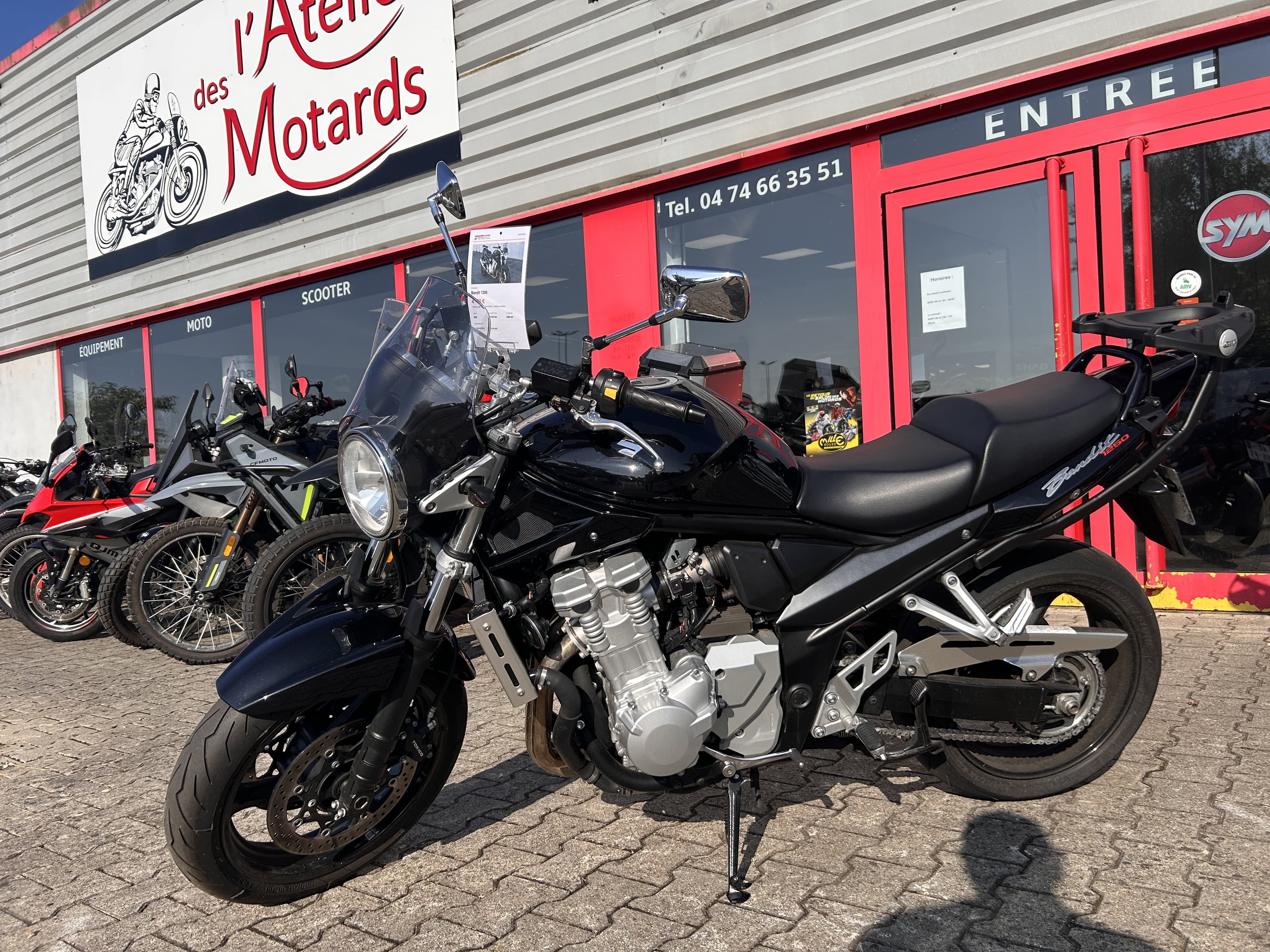 Suzuki đ **SUZUKI BANDIT 1250 N â 12 027 KM â GARANTIE 6 MOIS â PRĂTE Ă ROULER** đ 2009 d'occasion â L'Atelier des Motards, Villefranche