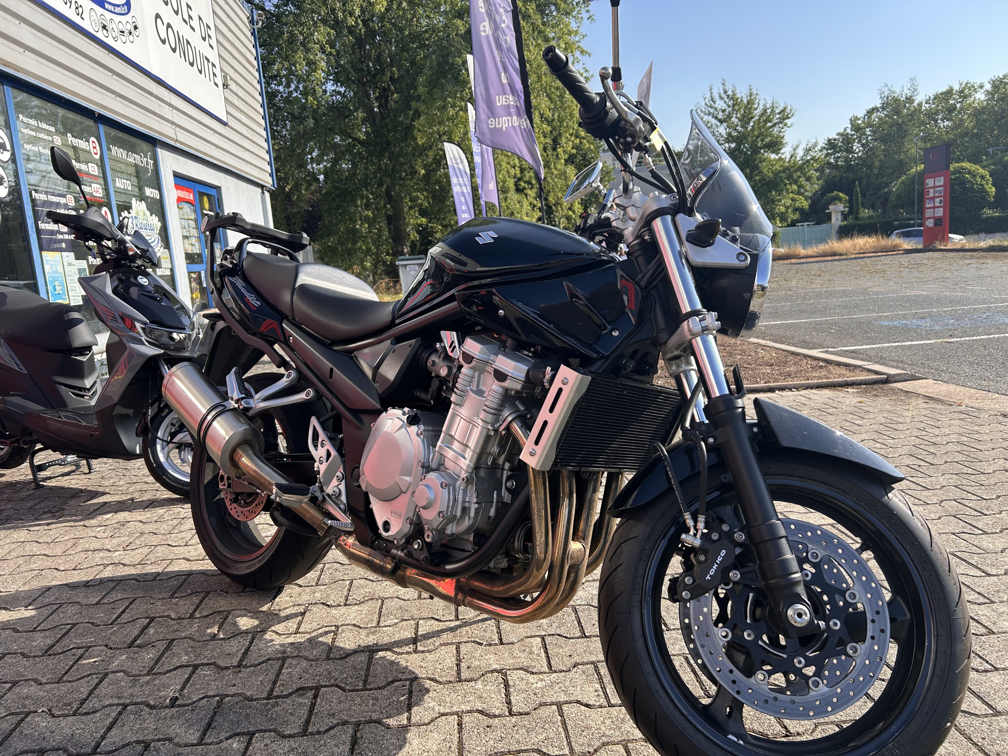 Suzuki 😉 **SUZUKI BANDIT 1250 N – 12 027 KM – GARANTIE 6 MOIS – PRÊTE À ROULER** 😉 2009 d'occasion — L'Atelier des Motards, Belleville-en-Beaujolais — vue 3