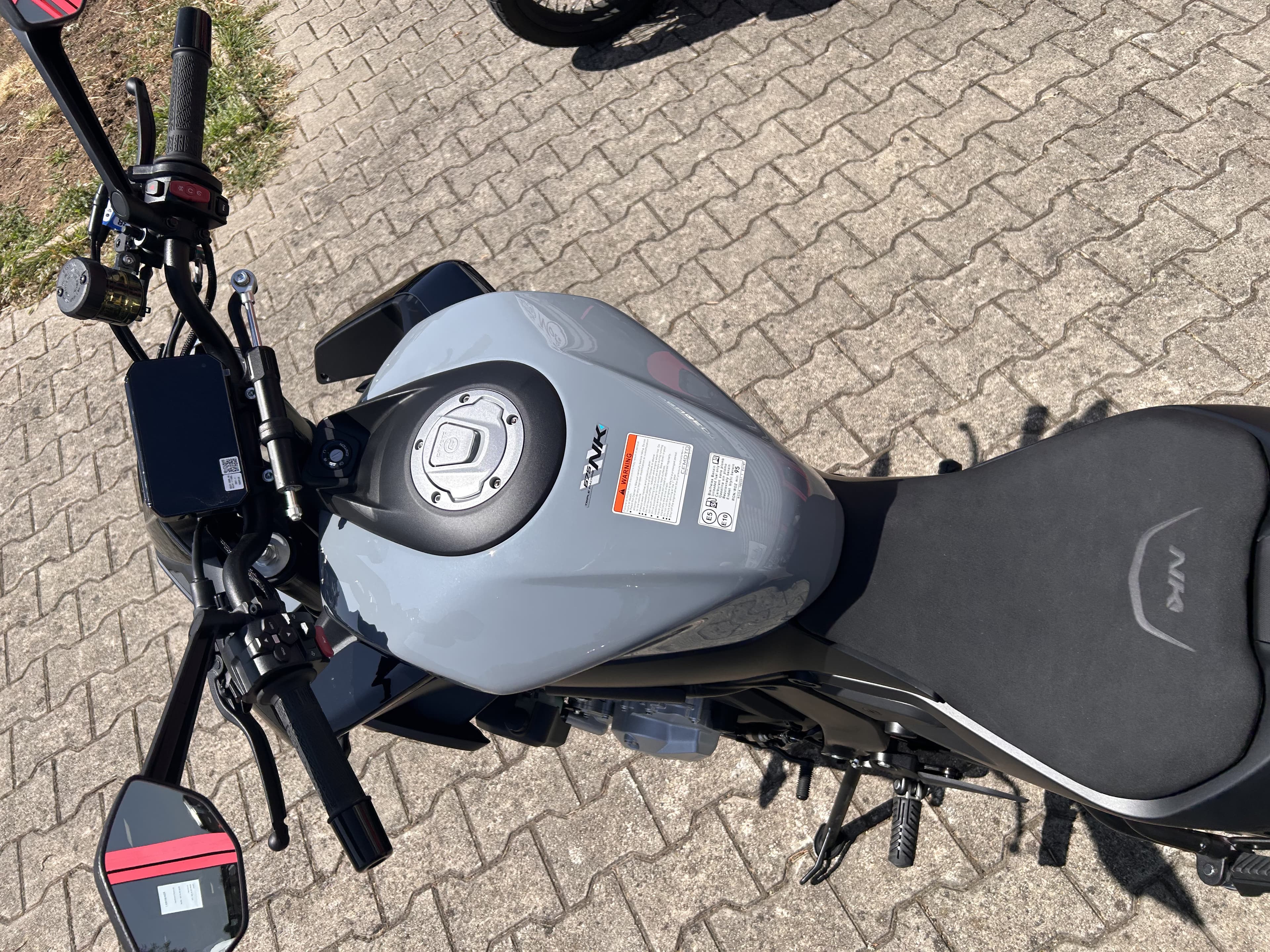 CFMOTO 😉 CFMOTO NK 675 – Comme neuve, seulement 275 km, garantie constructeur 😉 2026 d'occasion — L'Atelier des Motards, Belleville-en-Beaujolais — vue 3