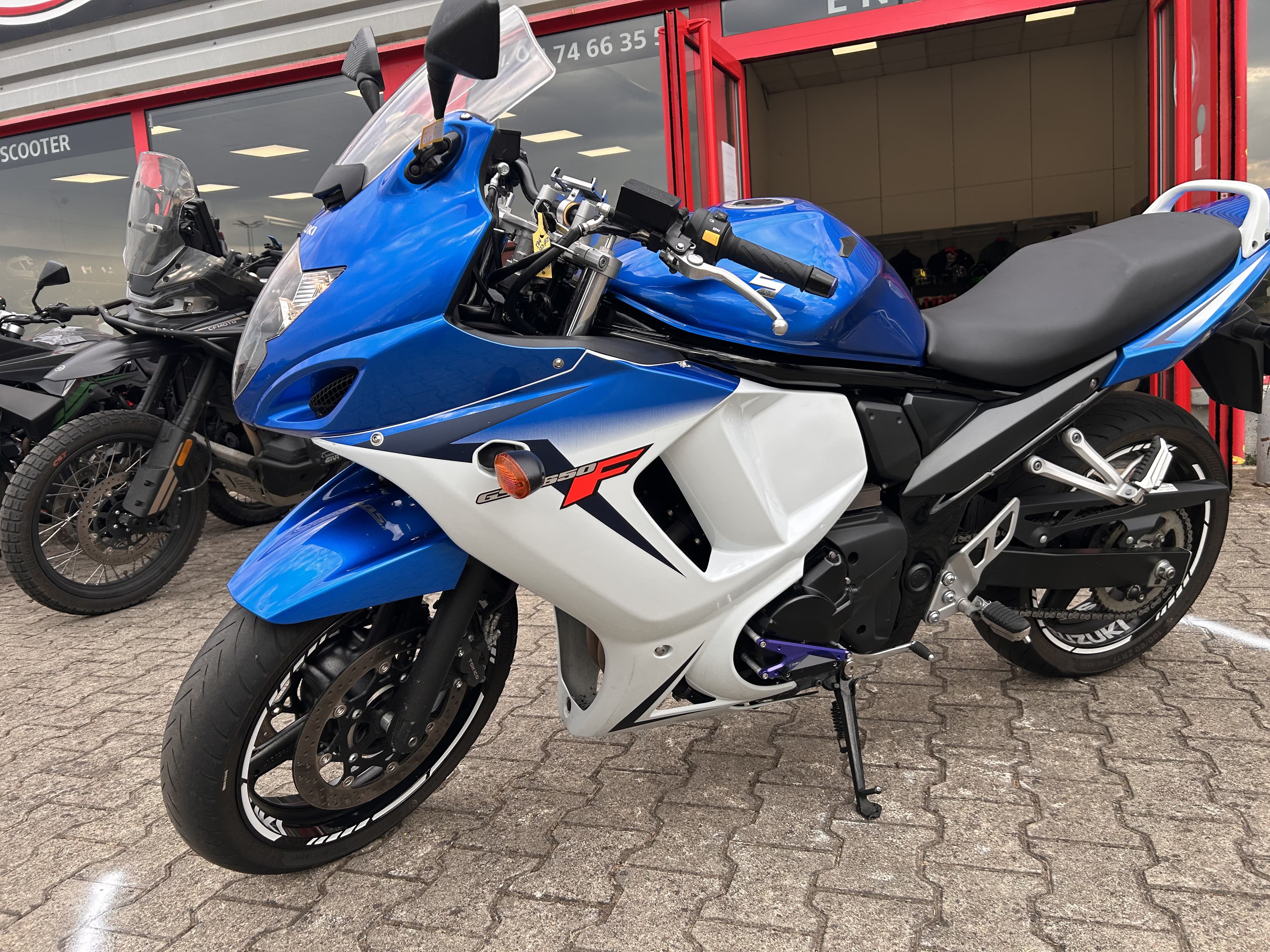 Suzuki 😉 SUZUKI GSX 650 F ABS A2 – GARANTIE 3 MOIS PMO 😉 2016 d'occasion — L'Atelier des Motards, Belleville-en-Beaujolais — vue 2