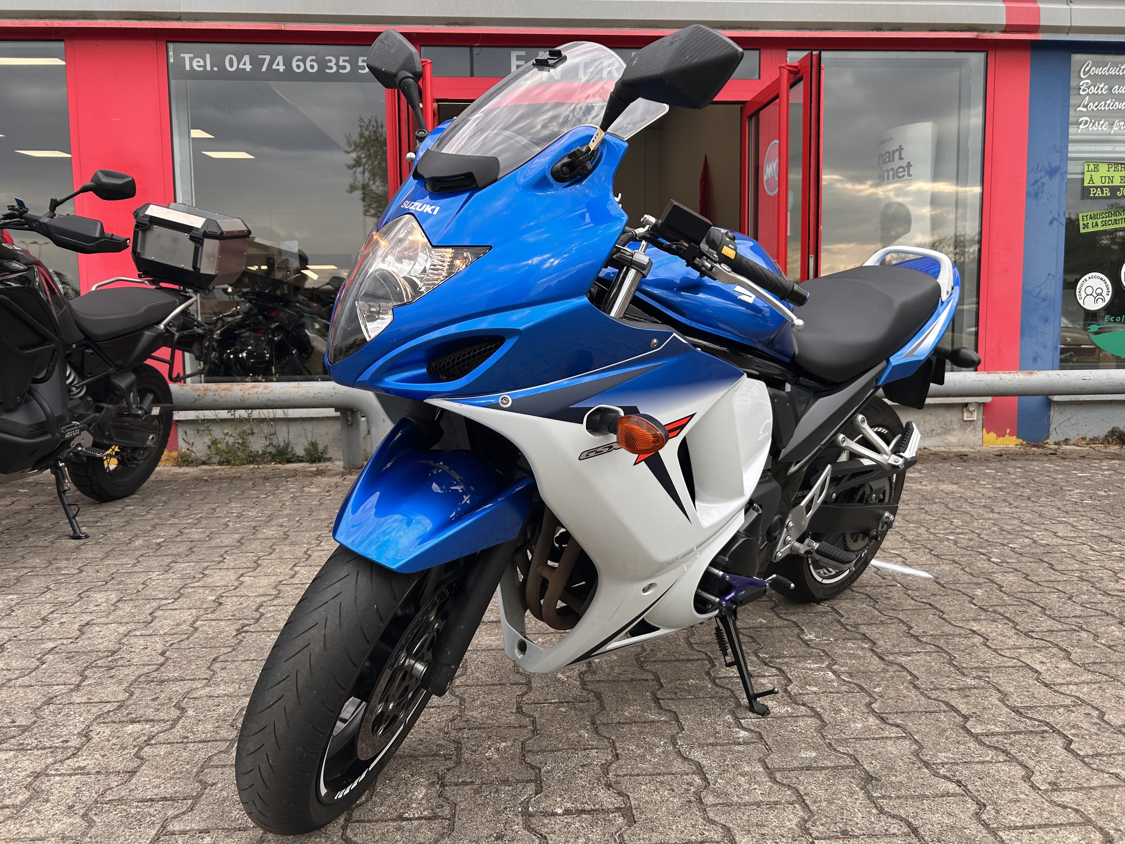 Suzuki 😉 SUZUKI GSX 650 F ABS A2 – GARANTIE 3 MOIS PMO 😉 2016 d'occasion — L'Atelier des Motards, Belleville-en-Beaujolais — vue 3