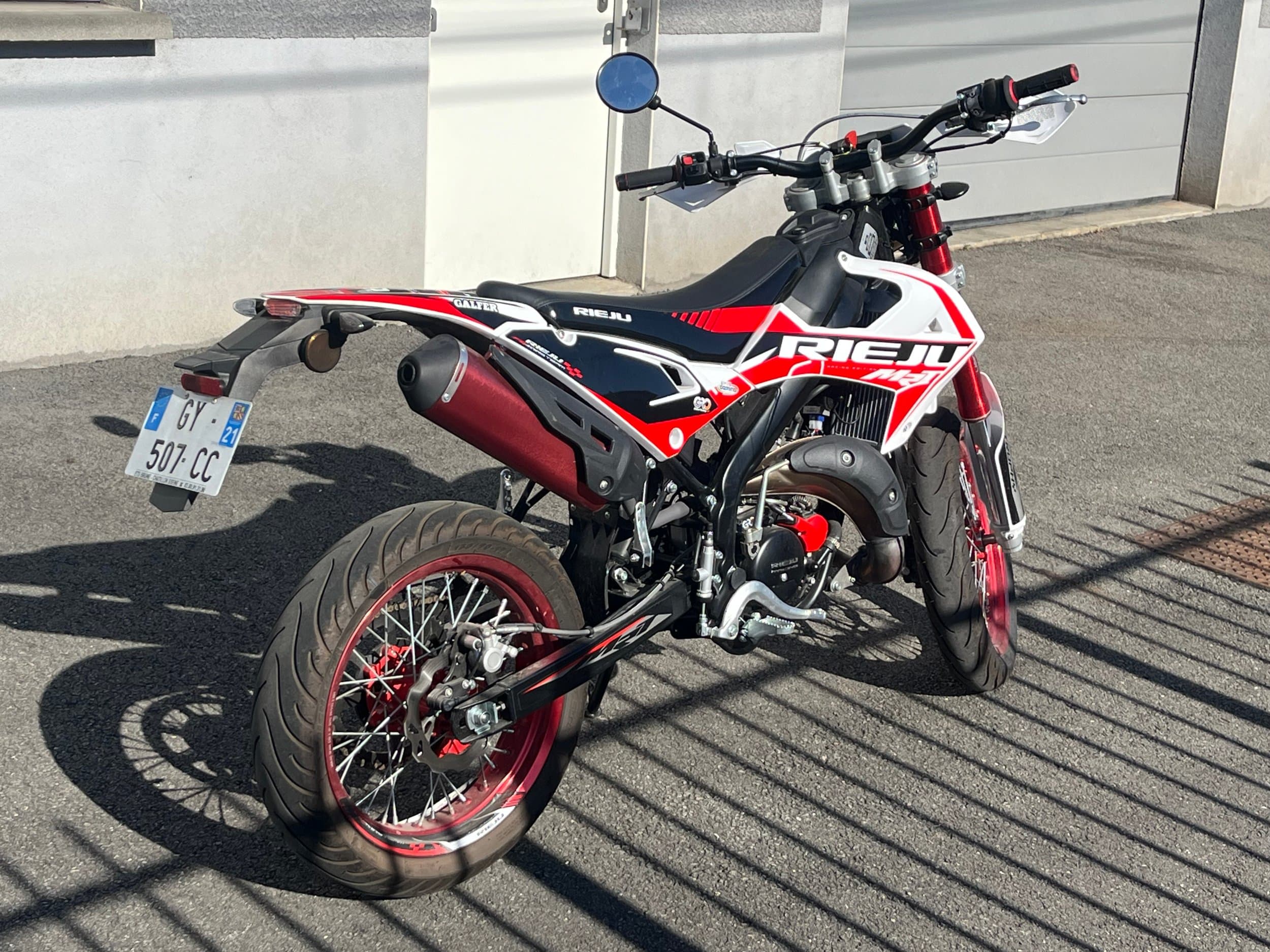 Rieju 50 MRT Trophy 2024 d'occasion — L'Atelier des Motards, Villefranche-sur-Saône — vue 3