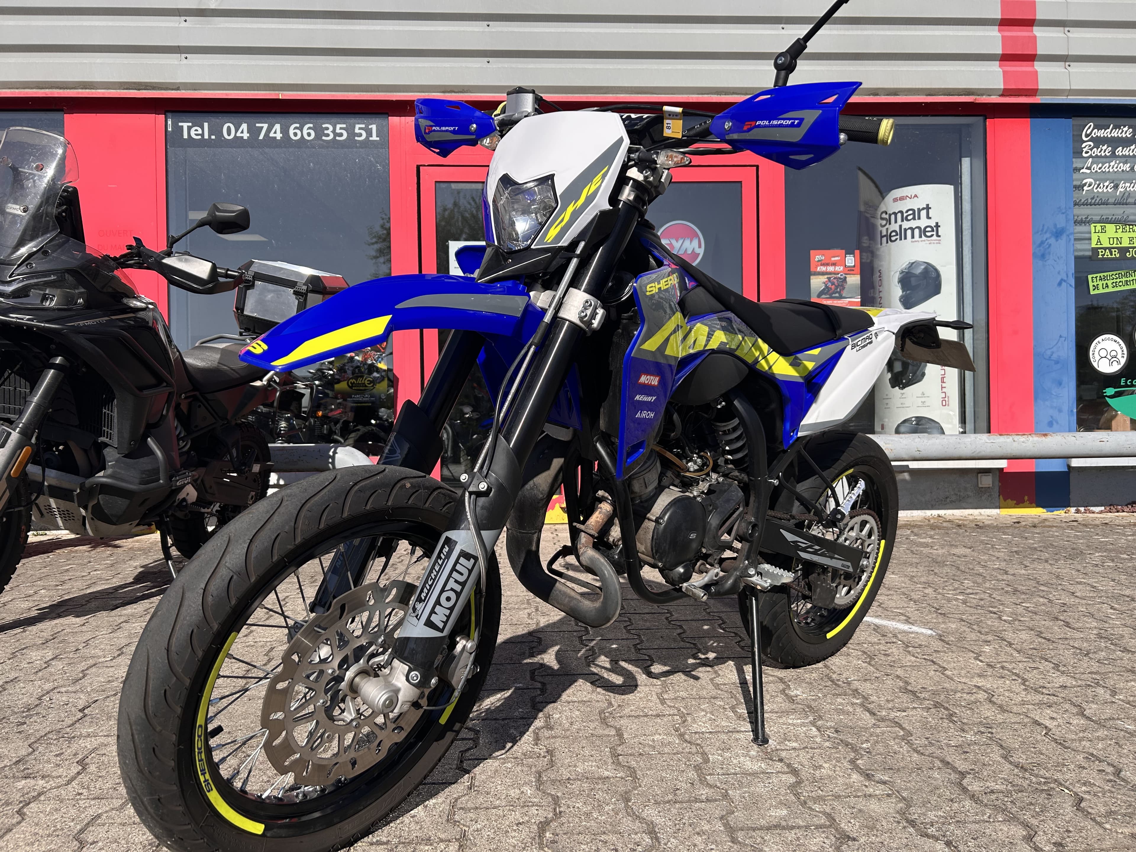 Sherco 😉 sherco 50 sm factory rs – fourche inversée – garantie 3 mois 😉 2023 d'occasion — L'Atelier des Motards, Belleville-en-Beaujolais — vue 2