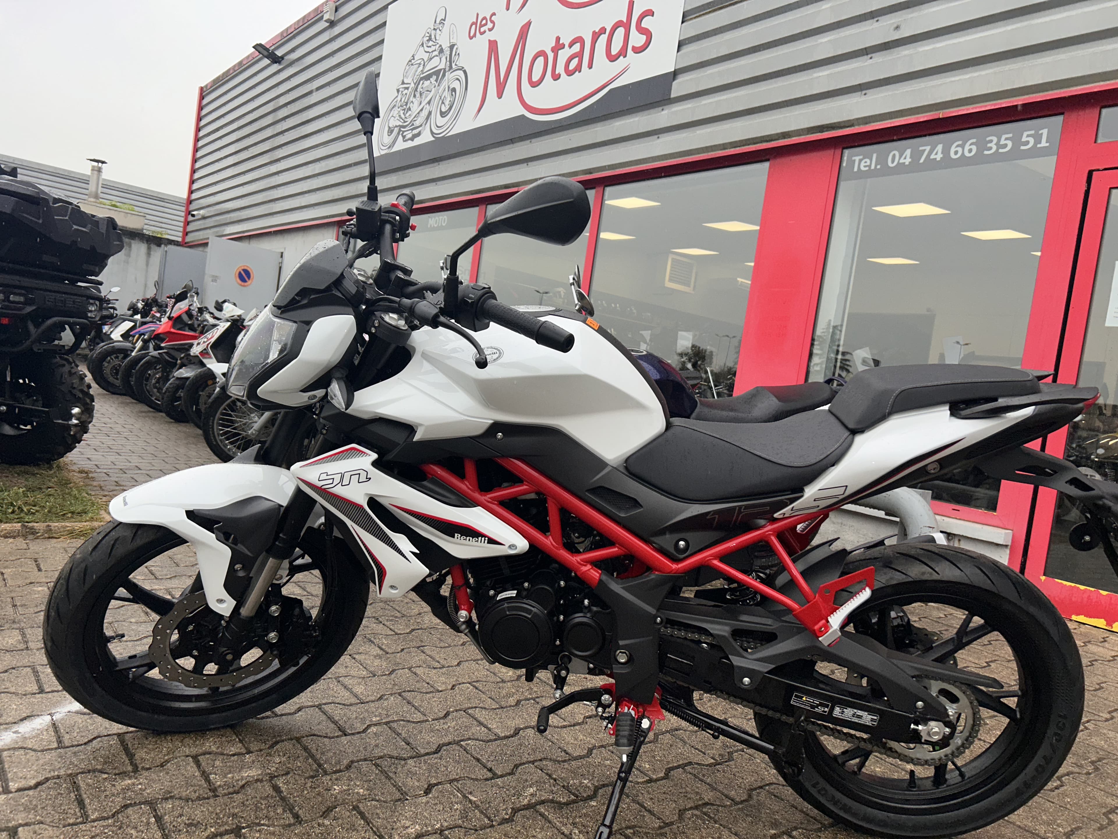 Benelli BENELLI BN 125 – MILLÉSIME 2026 – NEUVE – GARANTIE CONSTRUCTEUR 3 ANS – 2 999 € 2026 neuve — L'Atelier des Motards, Belleville-en-Beaujolais