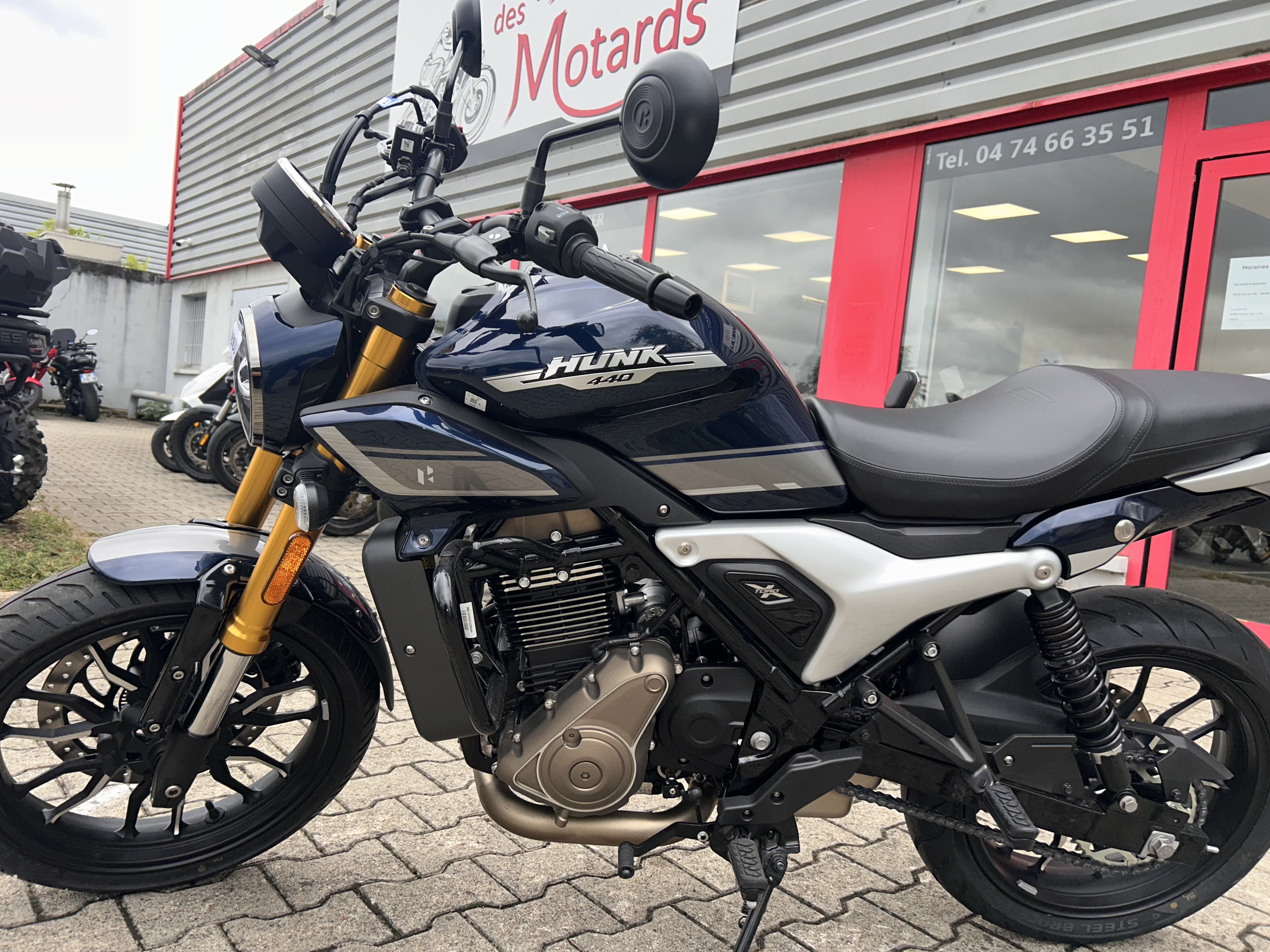 Hero HERO HUNK 440 – GARANTIE CONSTRUCTEUR 24 MOIS – BLEU NUIT 2026 neuve — L'Atelier des Motards, Belleville-en-Beaujolais