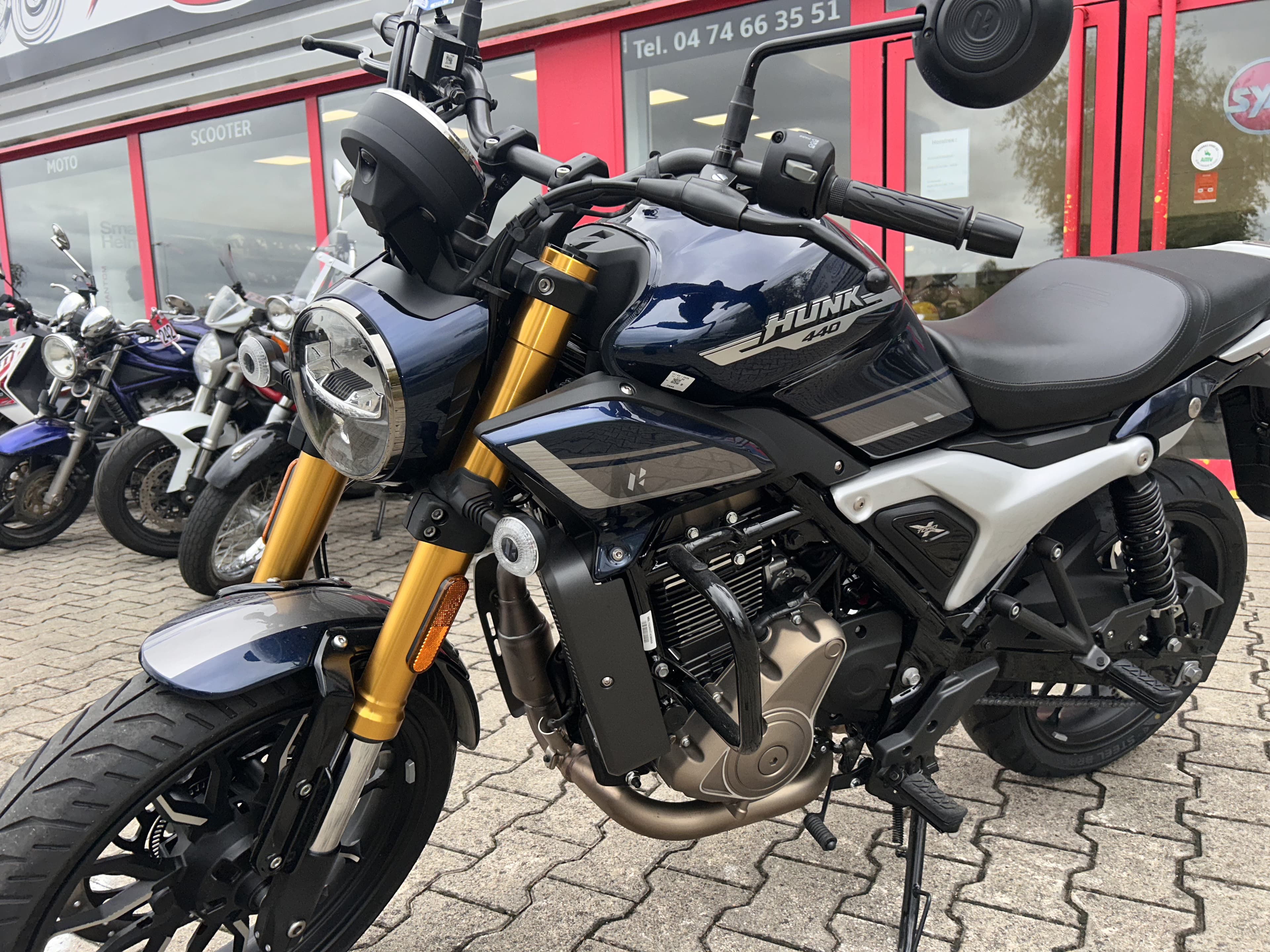 Hero HERO HUNK 440 – GARANTIE CONSTRUCTEUR 24 MOIS – BLEU NUIT 2026 neuve — L'Atelier des Motards, Belleville-en-Beaujolais — vue 2