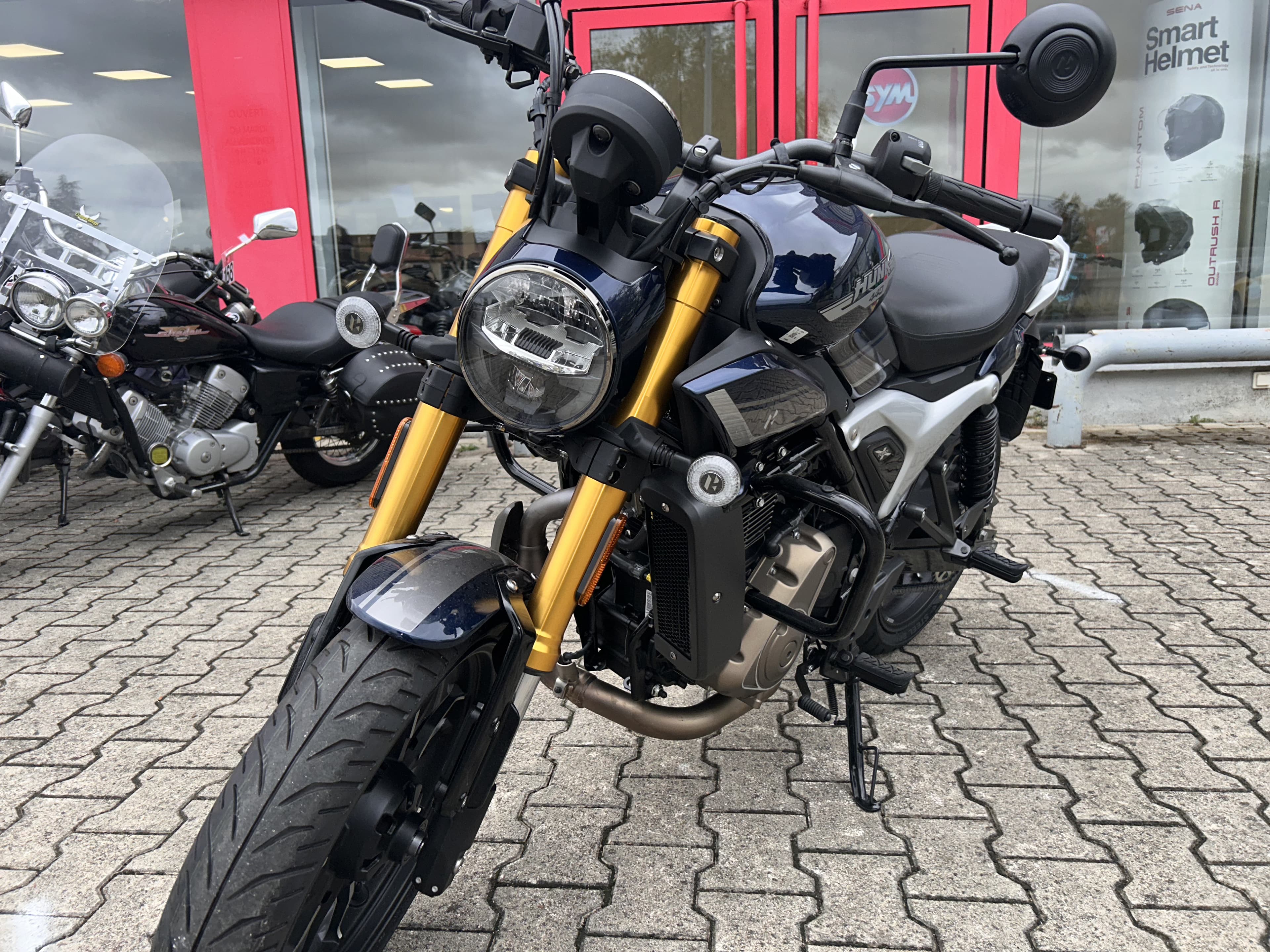Hero HERO HUNK 440 – GARANTIE CONSTRUCTEUR 24 MOIS – BLEU NUIT 2026 neuve — L'Atelier des Motards, Belleville-en-Beaujolais — vue 3