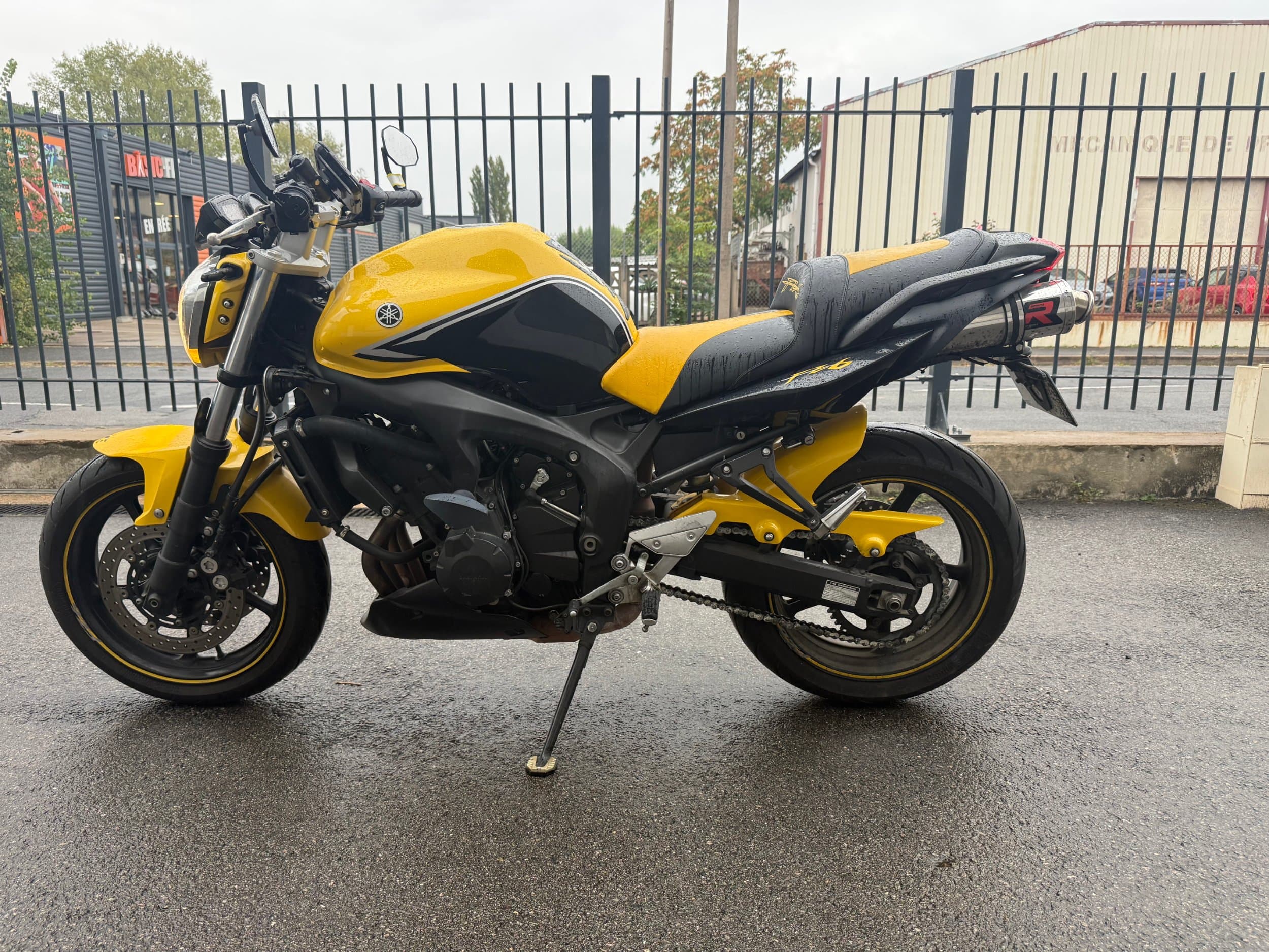 Yamaha FZ6 S2 2009 d'occasion — L'Atelier des Motards, Villefranche-sur-Saône — vue 4